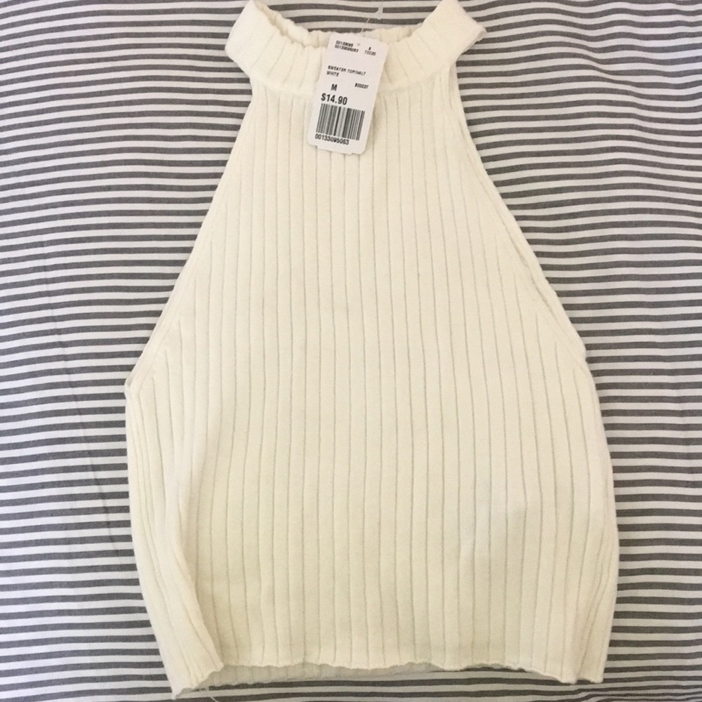 Cream crop top